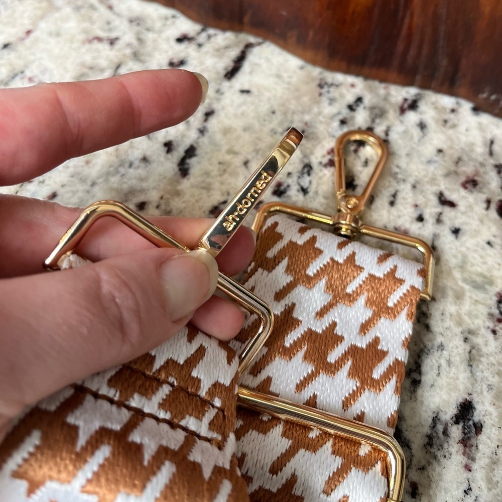 Ahdorned Houndstooth Replacement Strap - Picture 3 of 5
